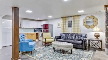 Smart TV, fireplace, offices