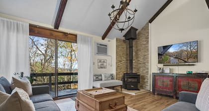 ★camelbeach★IndoorPool★SmartHome★PET Friendly