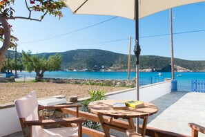 Superior Double Room (Soroccos) | Terrace/patio - Aerides Boutique Rooms (Sifnos)