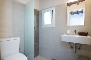 Doppia Standard (Maestros) | Bagno | Doccia, pantofole, asciugamani