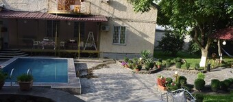 Guesthouse Lago & Wine Cellar