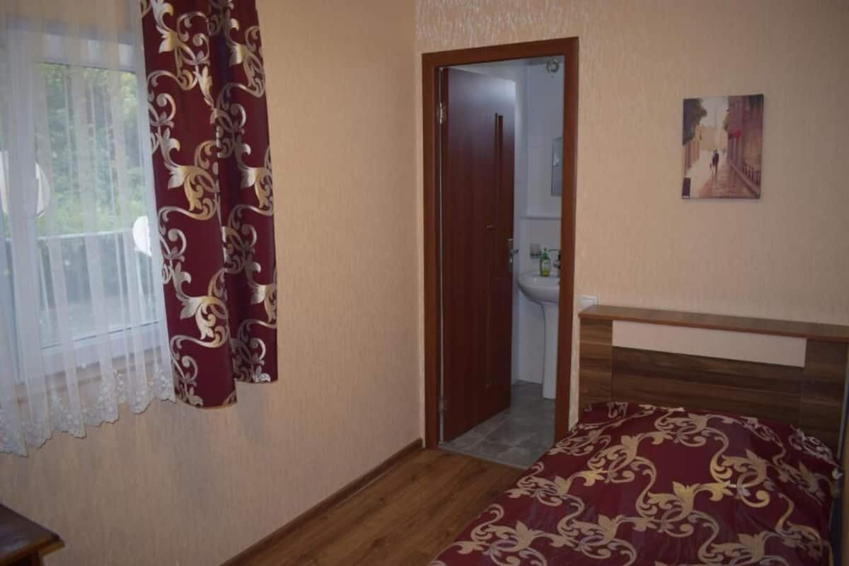 1 habitación, escritorio, sistema de insonorización y wifi gratis