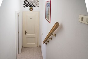Interior - Nonna Rosetta Traditional Studio (Vernazza)