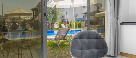 Comfort Studio Suite | Iron/ironing board, free WiFi, bed sheets