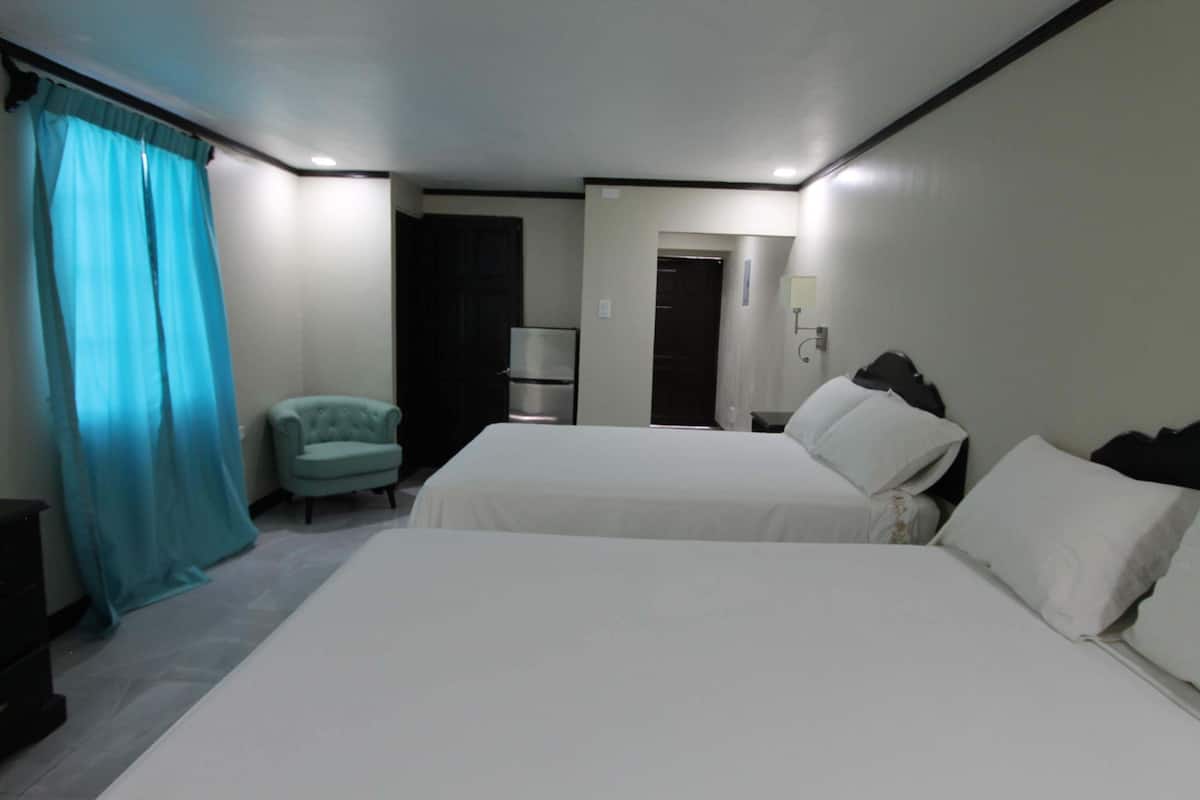 Studio Suite | Blackout drapes, iron/ironing board, free WiFi, bed sheets