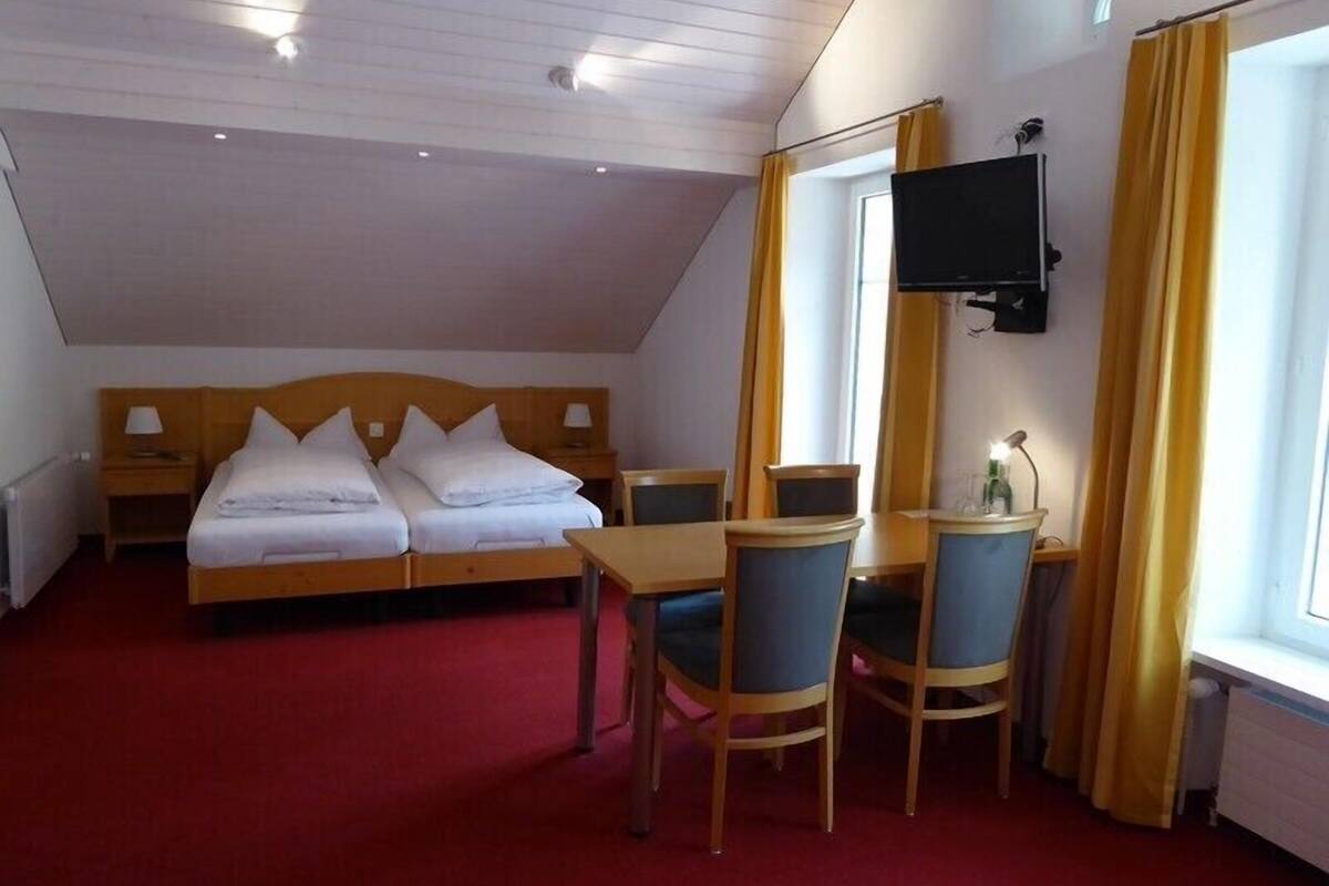 Suite, Balcony | 1 bedroom, in-room safe, desk, soundproofing