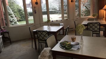 用餐