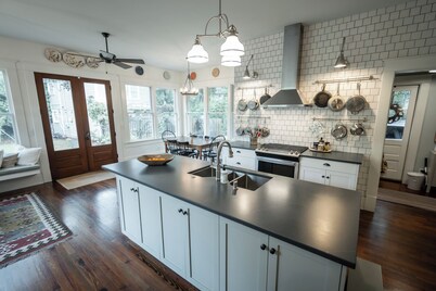 5 Points Bungalow, Athens, GA