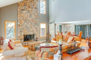 Smart TV, fireplace, video games, books