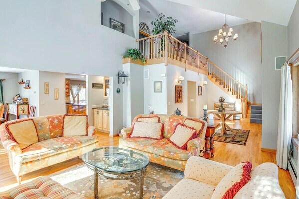 Smart TV, fireplace, video games, books