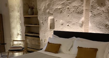 StageROOM02- Le luxe dans une grotte