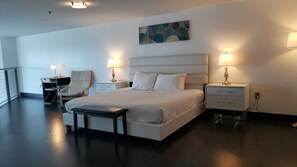 3 chambres, fer et planche à repasser, Wi-Fi gratuit, draps fournis