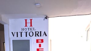 Unclassified image, 5 of 23, button - Hotel Vittoria (Puebla)