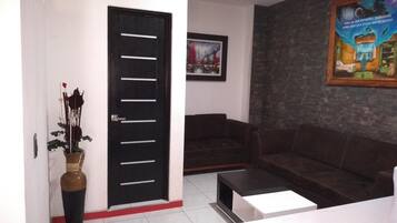 Televisión de pantalla plana, Netflix y piso con calefacción