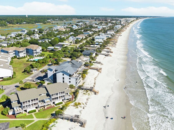 Beach nearby - Second Row Condo, Covered Parking, Creek Dock, 2 Pools, Easy Access to Beach (Pawleys Island)