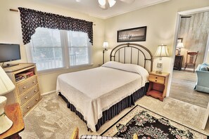 6 Schlafzimmer, Bügeleisen/Bügelbrett, kostenloses WLAN, Bettwäsche