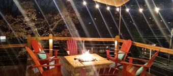 resort like home with firepit and hot tub in trendy north shore