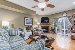 Smart TV, fireplace, DVD player