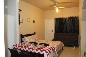 1 Schlafzimmer, Bügeleisen/Bügelbrett, WLAN, Bettwäsche