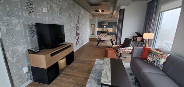 TV, DVD player