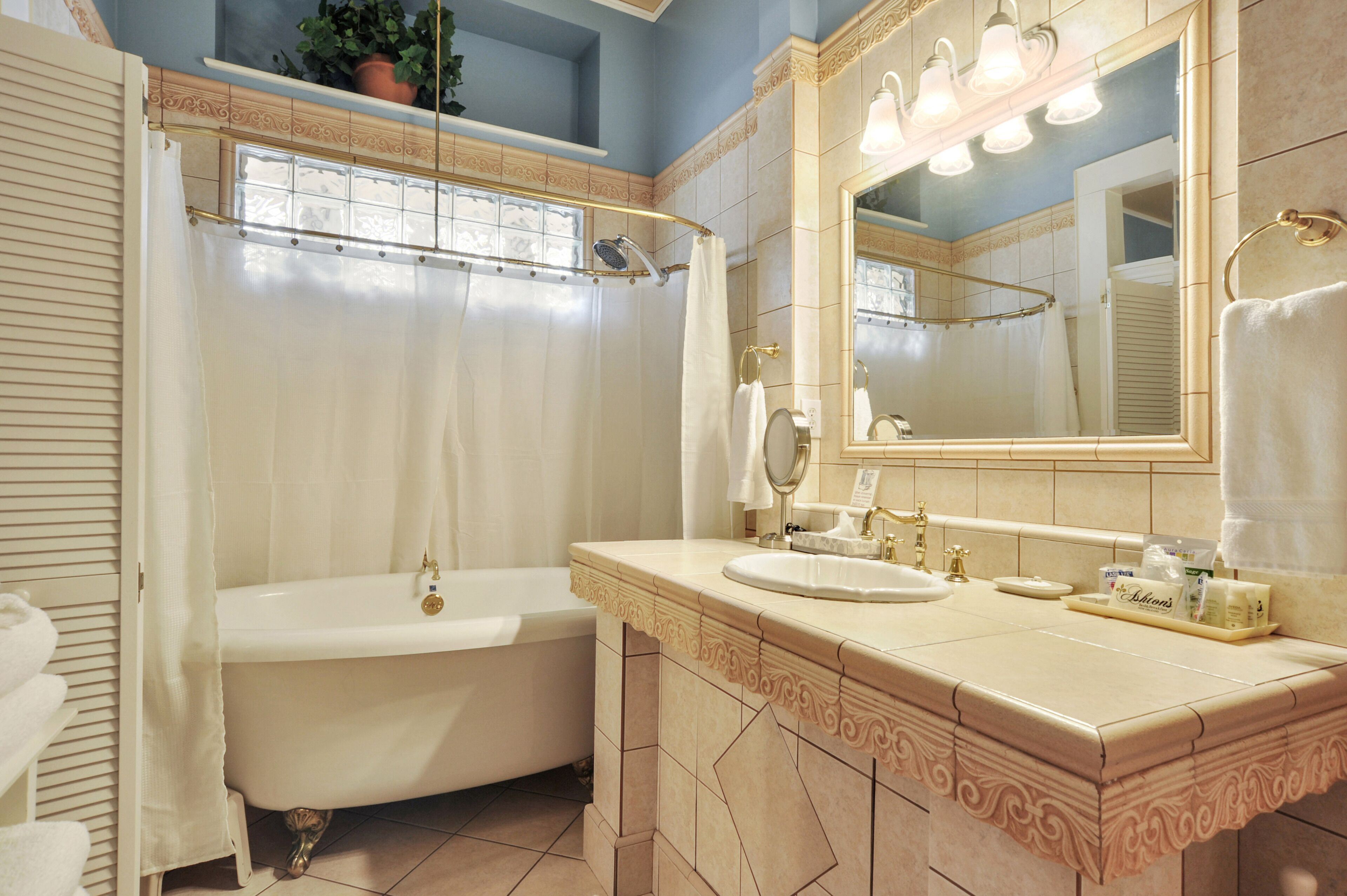 Habitación estándar | Bañera de hidromasaje privada