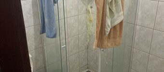 Jeg lejer et stort og godt ventileret hus