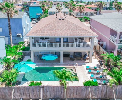 Southern Destination: Bask longer, save 10% on stays of 7+ nights!