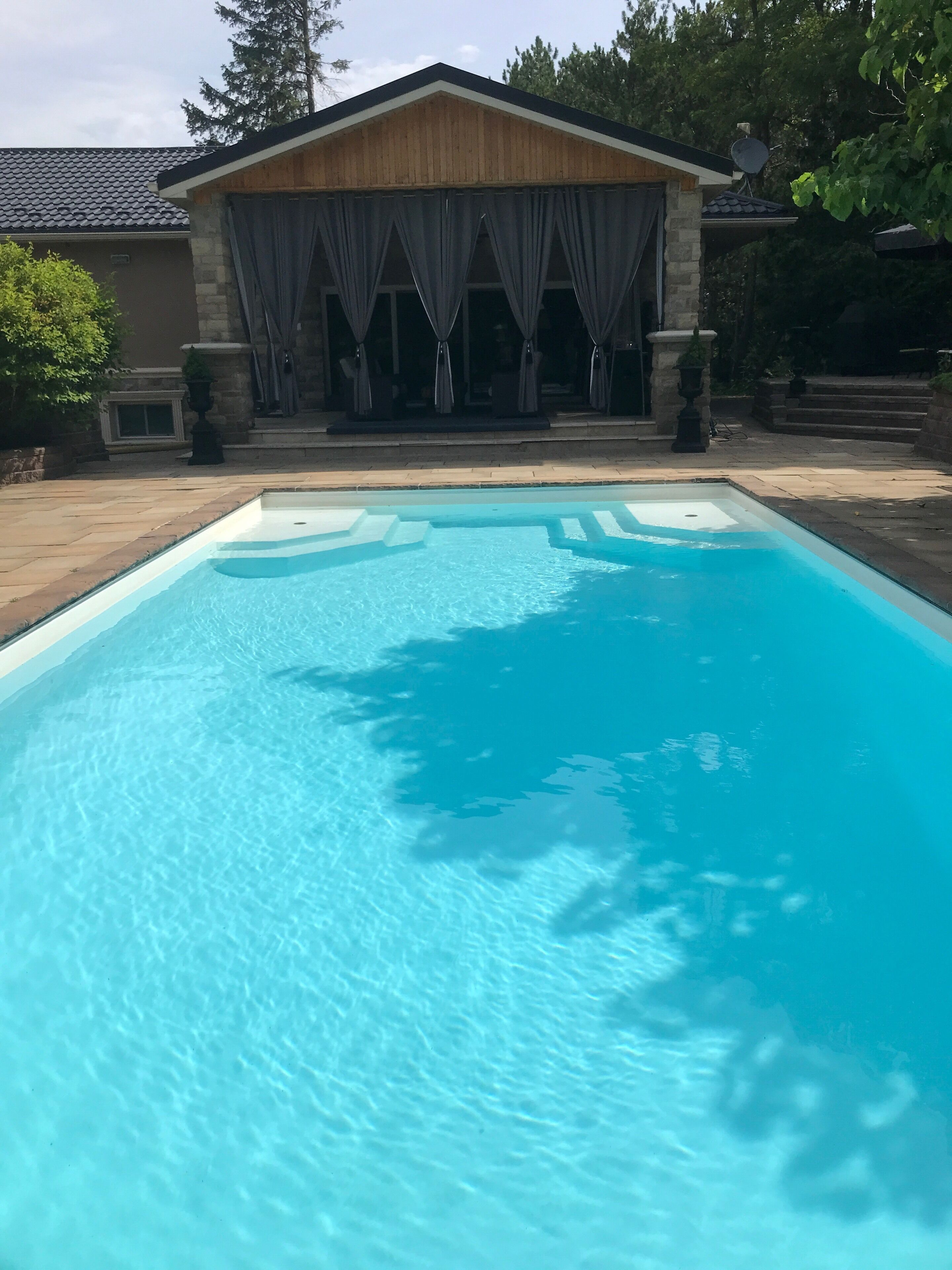 Piscine extérieure, piscine chauffée