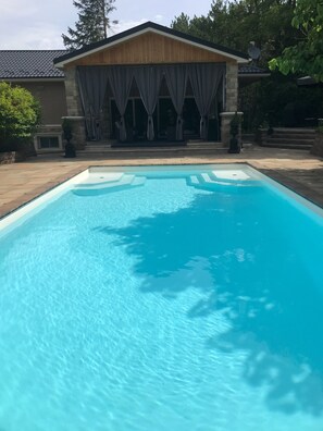 Outdoor pool, a heated pool
