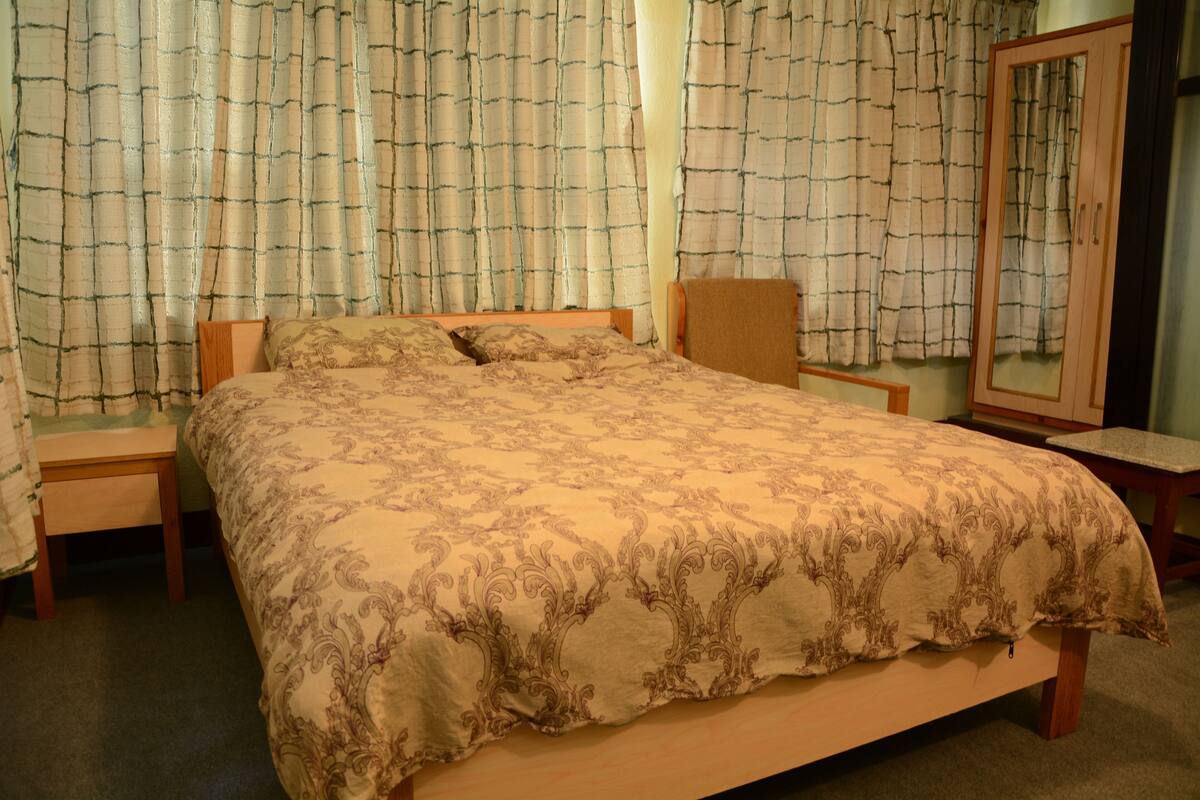 Individually furnished, free WiFi