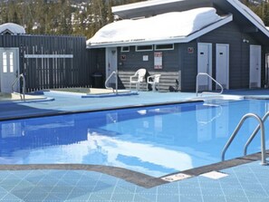 室外泳池、暖水池