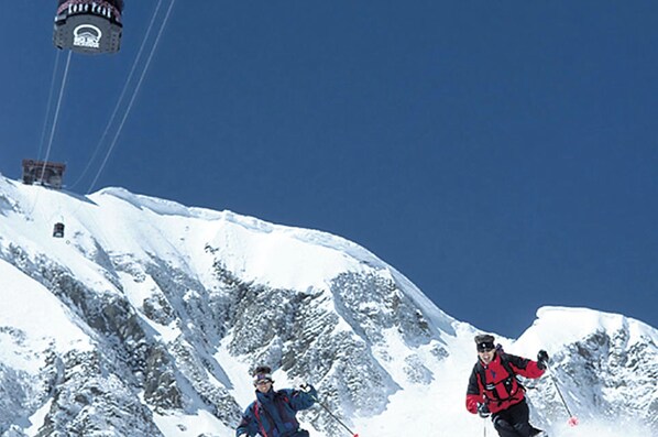 Snow and ski sports