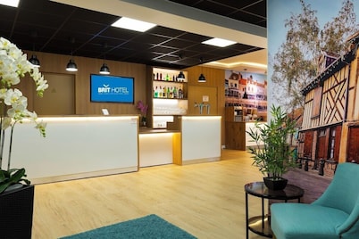 Hotel THE Originals Amiens Tabl Hotel
