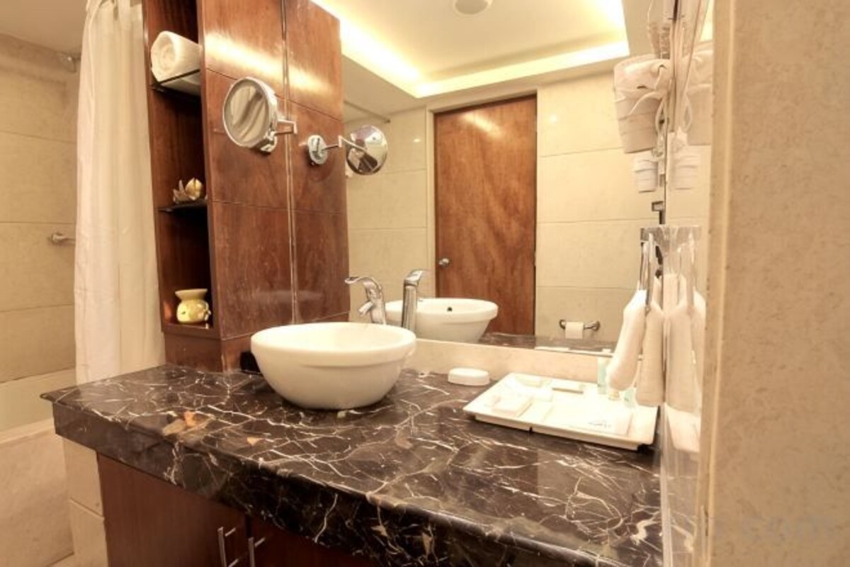 Superior King Room