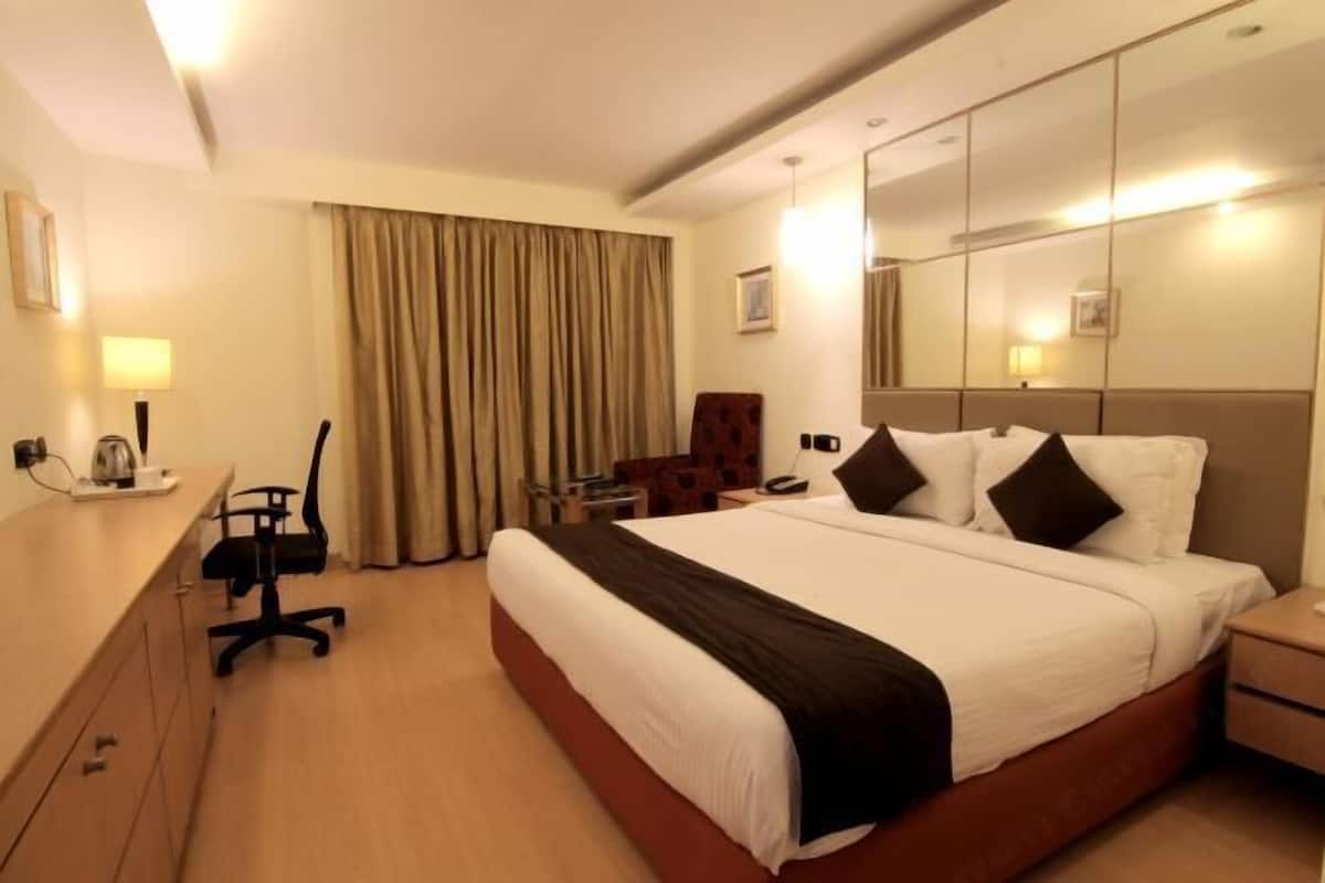 In-room safe, desk, laptop workspace, blackout curtains