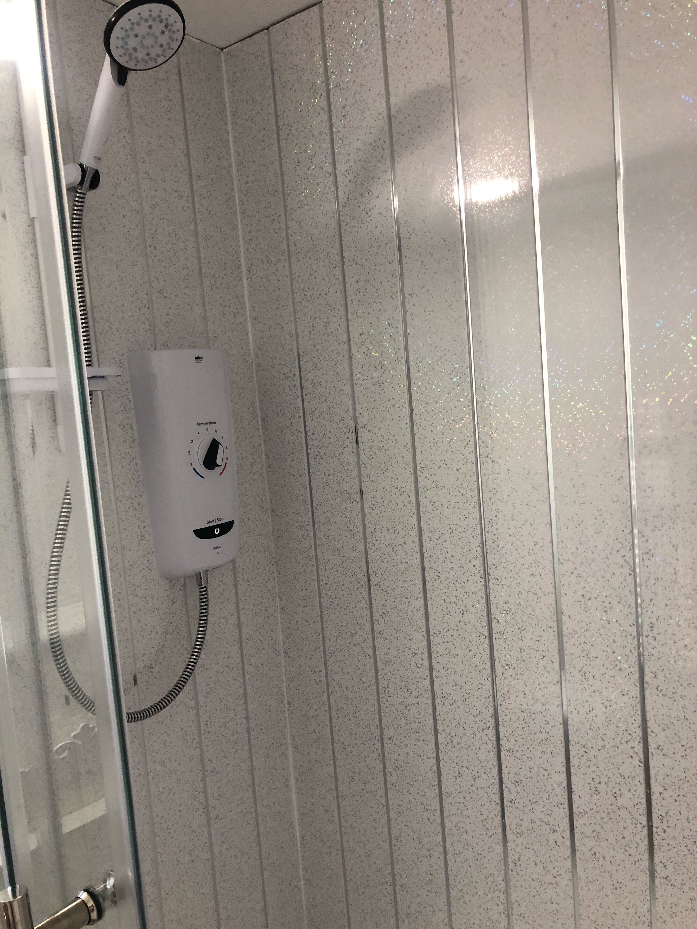 Dusche, Toilettenpapier