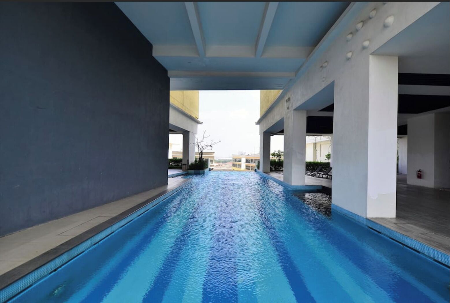 Indoor pool, outdoor pool