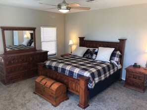 4 bedrooms, iron/ironing board, travel cot, free WiFi