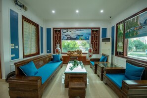 Lobby lounge - Rose Hotel (Ninh Binh)