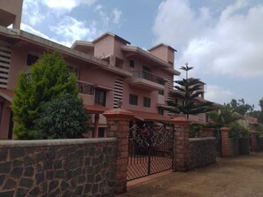 Exterior - GODSVALLEY VILLA NO 2 (panchgani)