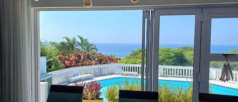 Smart TV 32 polegadas com canais digitais, Netflix