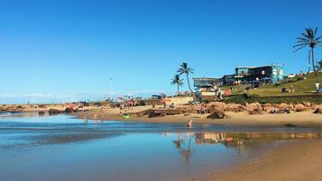 Beach nearby, beach bar