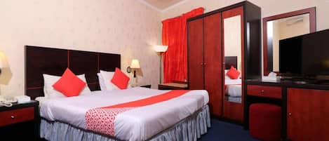 Desk, iron/ironing board, free WiFi