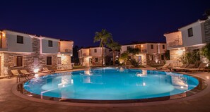 Front of property - Turay Hotel (Ortaca)