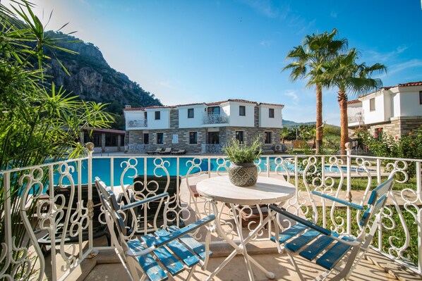 إطلالة من الشرفة