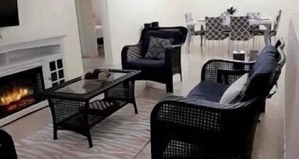 Spacious 2 bed one bath unit.