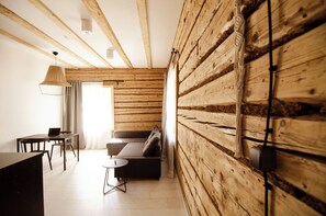 Deluxe Suite | 1 bedroom, soundproofing, free cribs/infant beds, free WiFi