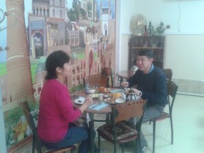 Dining - Fernando (Bukhara)