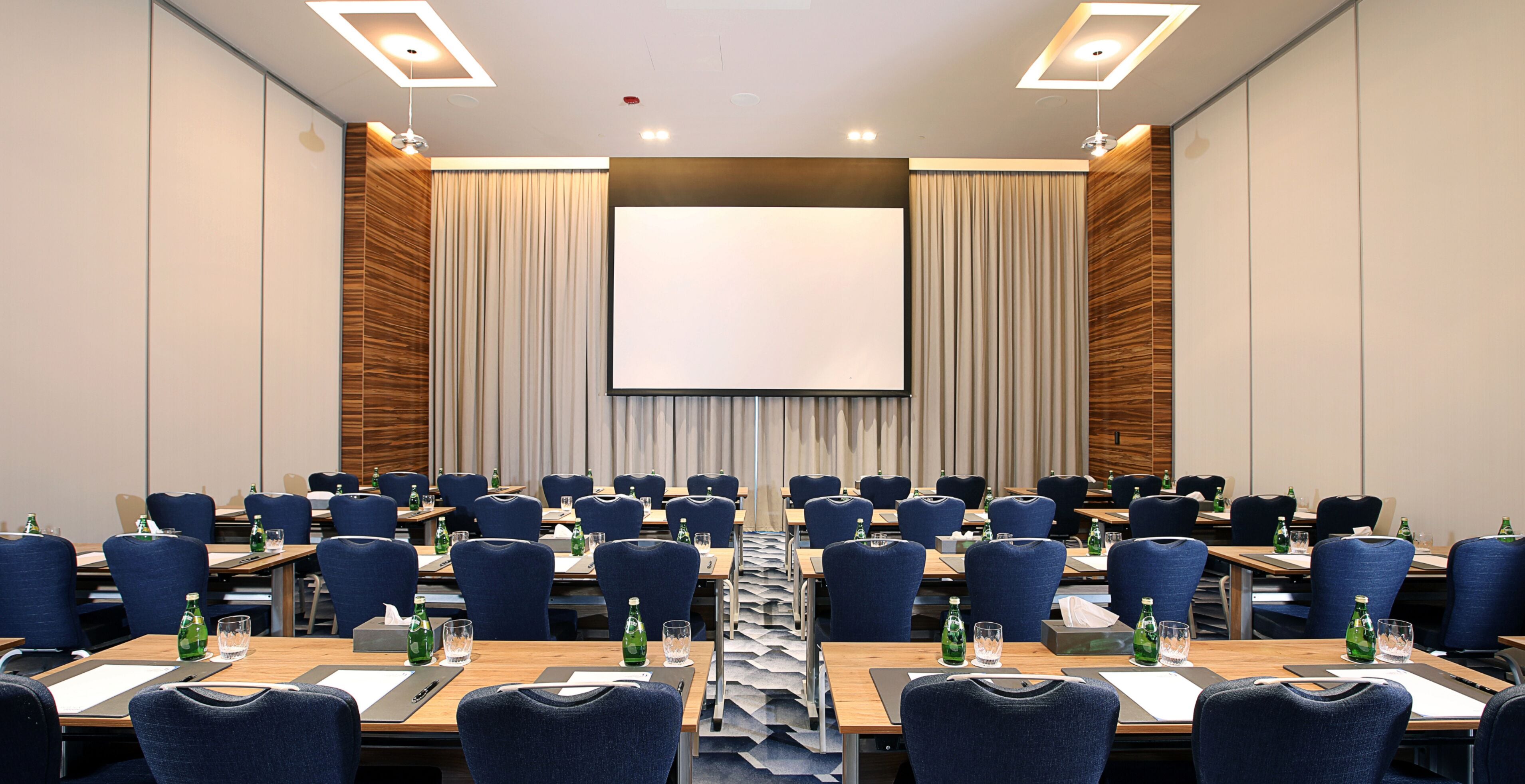 Foto - Grand Cosmopolitan Hotel