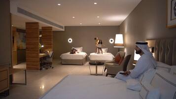 Grand Family Room - Complimentary Luxury Transfers to Jumeirah Beach and Mall of Emirates | Premium bedding, minibar, in-room safe, desk